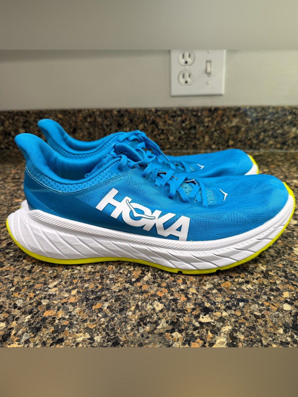 HOKA men’s size 10 carbon X Blue Athletic Running Shoes